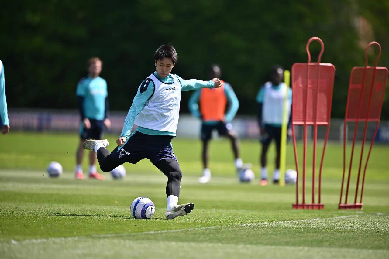 九游官方平台转会期突围战来临，托特纳姆围绕欧联队长鼓劲，气氛紧张，赛季目标并未改变的简单介绍