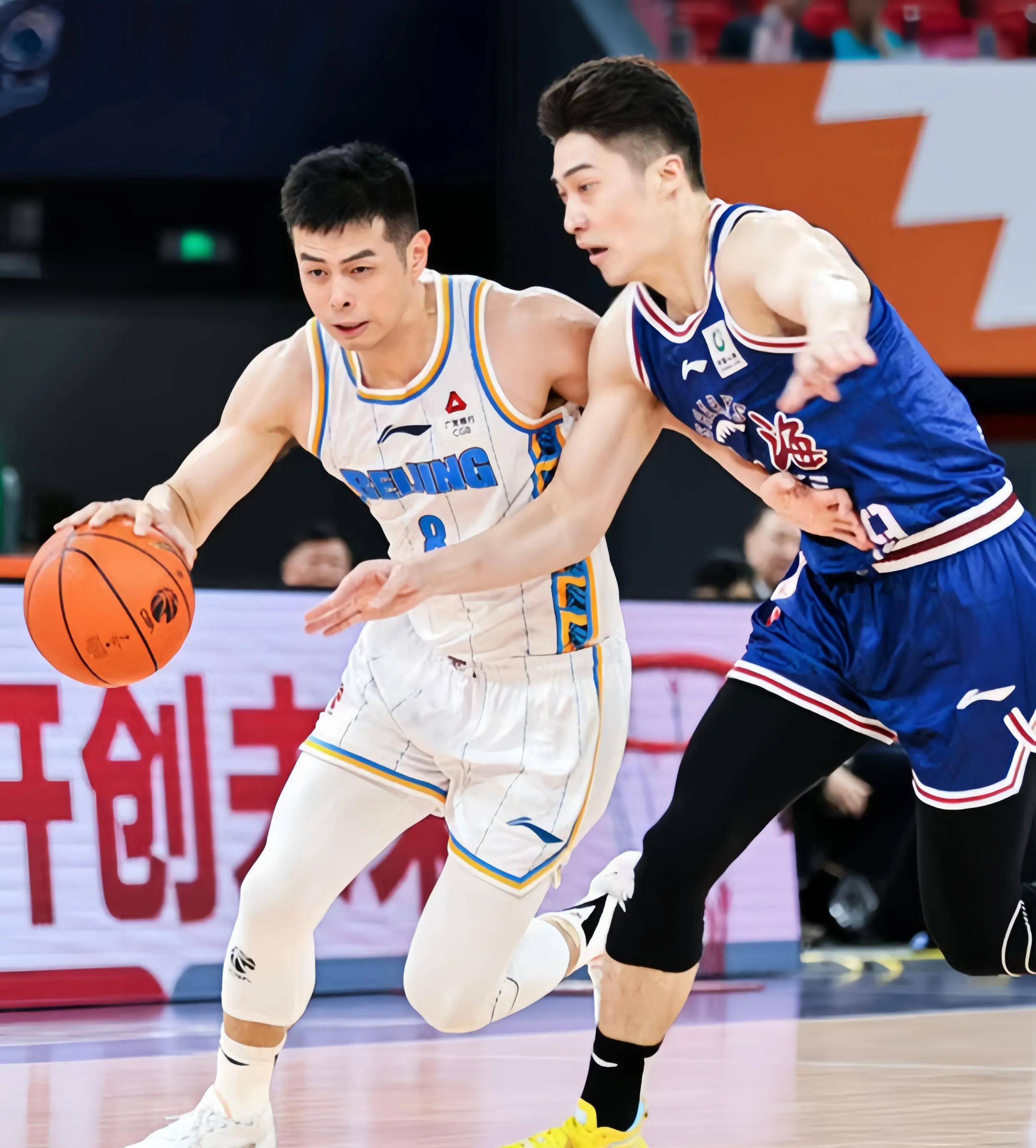 包含转会期CBA常规赛焦点战；布鲁克林篮网外线爆发；话题不断；数据趋势出现新变化的词条