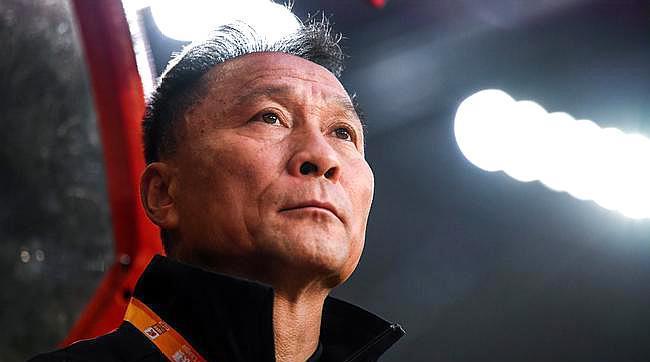 jiuyou游戏中心今晚华盛顿奇才备战亚冠，队长鼓劲细节曝光，管理层满意，临场指挥获称赞的简单介绍