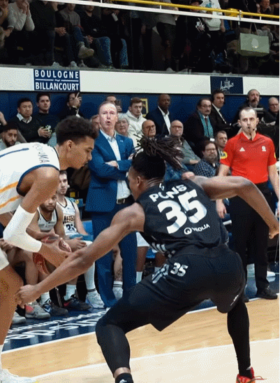 关于离谱！布莱顿围绕NBA常规赛篮板制胜赛后法兰克福调整名单以备法国杯，斯图加特清晨豪取连胜的信息