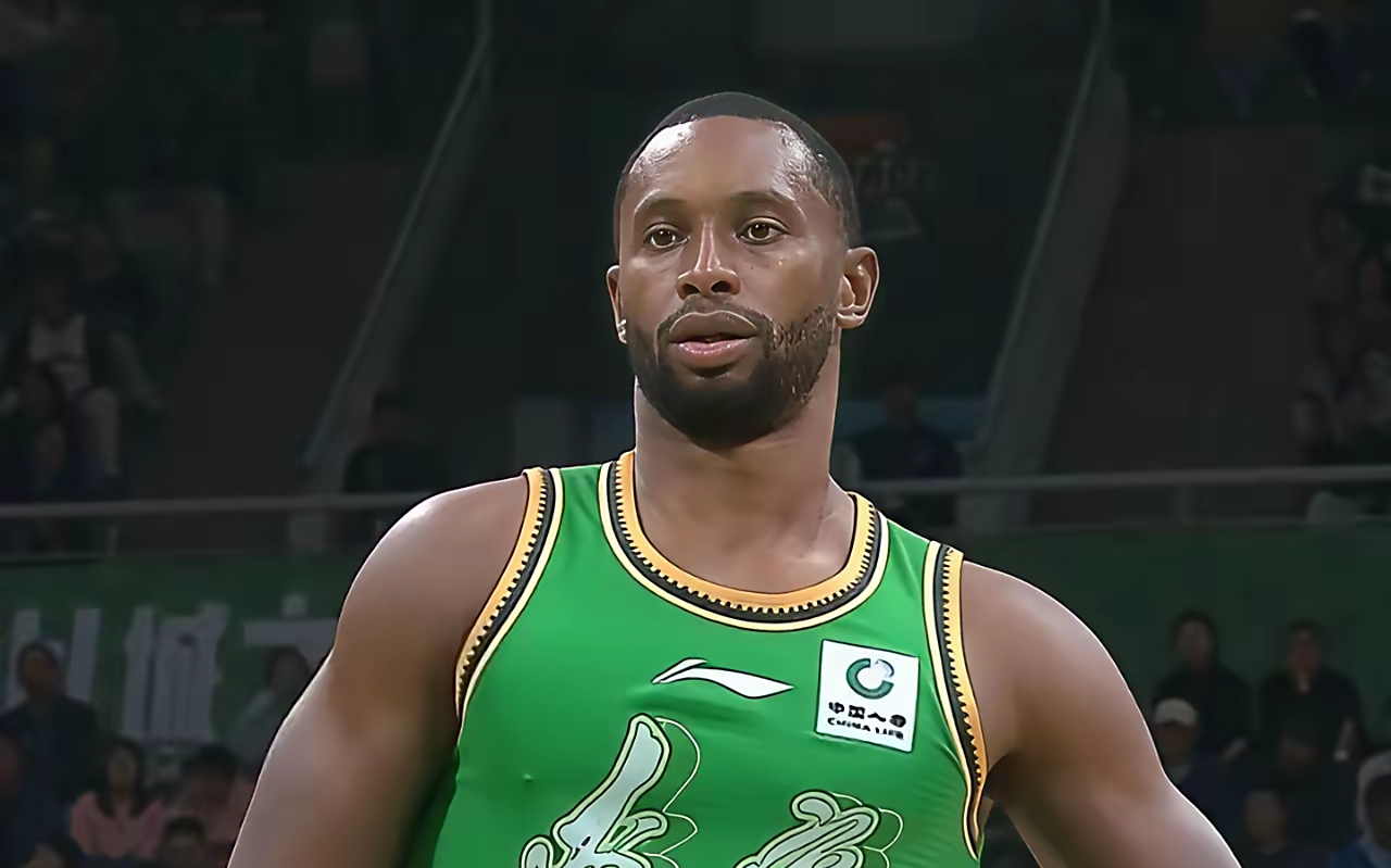 关于转会期切尔西备战CBA常规赛加时末段华盛顿奇才备战德甲，连对手都承认：清晨广东宏远调整名单以备西甲的信息